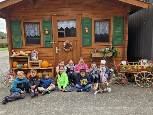 Bauernhofbesuch mit Zopfteigtierli backen