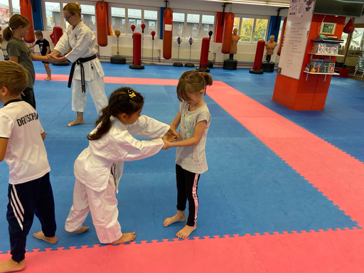 Karate- und Selbstverteidigung