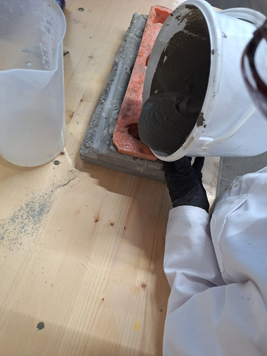 Betonfiguren giessen