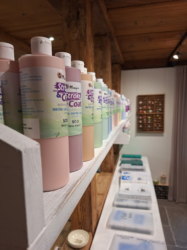 Keramikmalen im Atelier Janella